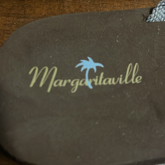 Margaritaville Brown Flip Flops seashell strap sz 9 - Picture 6 of 6